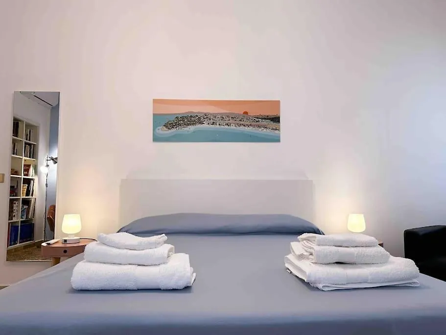 Casa Vacanze “Tuvixeddu” Cagliari Apartment